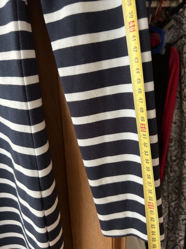 Tommy Hilfiger sukienka XS -M do kolan z dekoltem na plecach