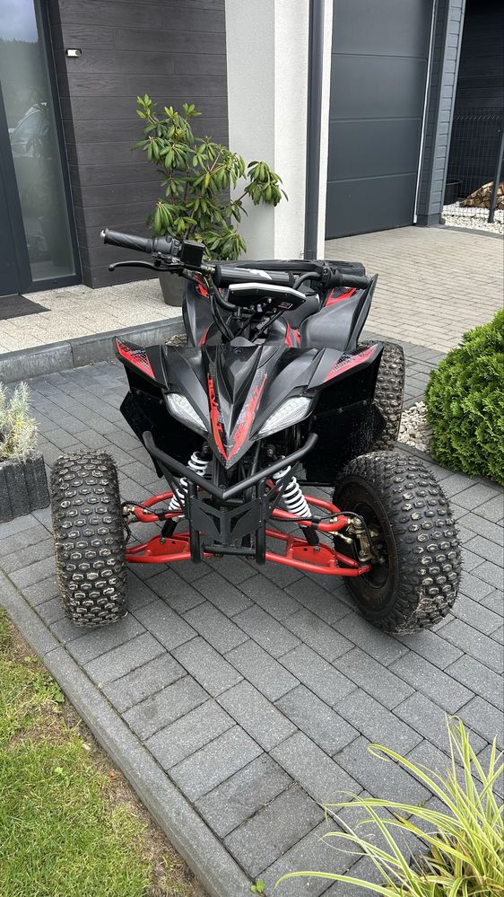 Quad XTR Revolt stan bardzo dobry