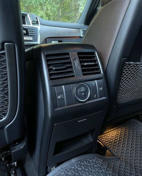 Mercedes ML 350 W166