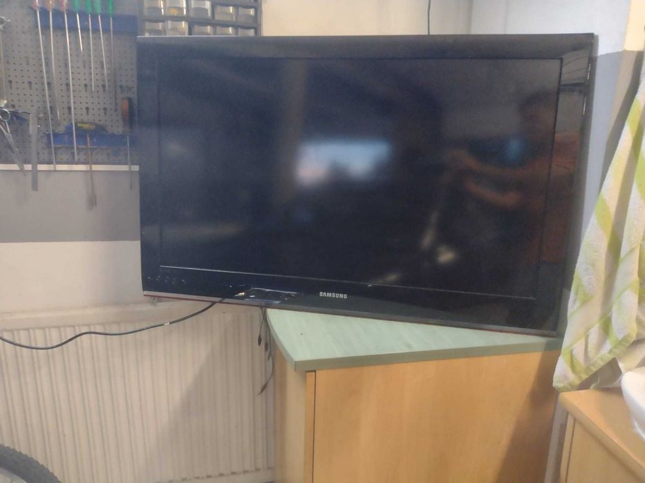 Telewizor Samsung 40 cali LE40B