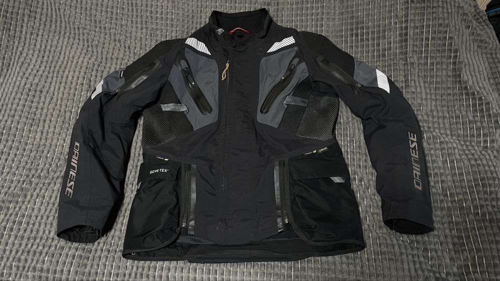 Мотокуртка DAINESE Gran Turismo Gore‑Tex Jacket