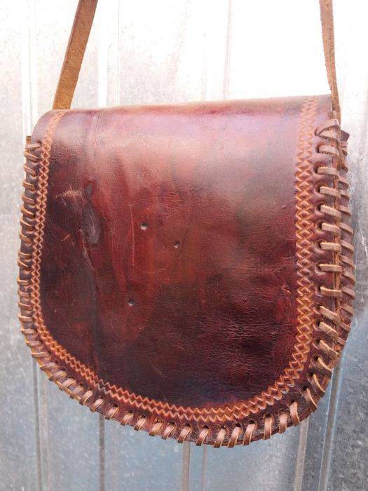 Torba skórzana bordowa ozdoby myśliwskie