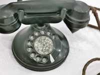 Telefone antigo em baquelite com ficha original