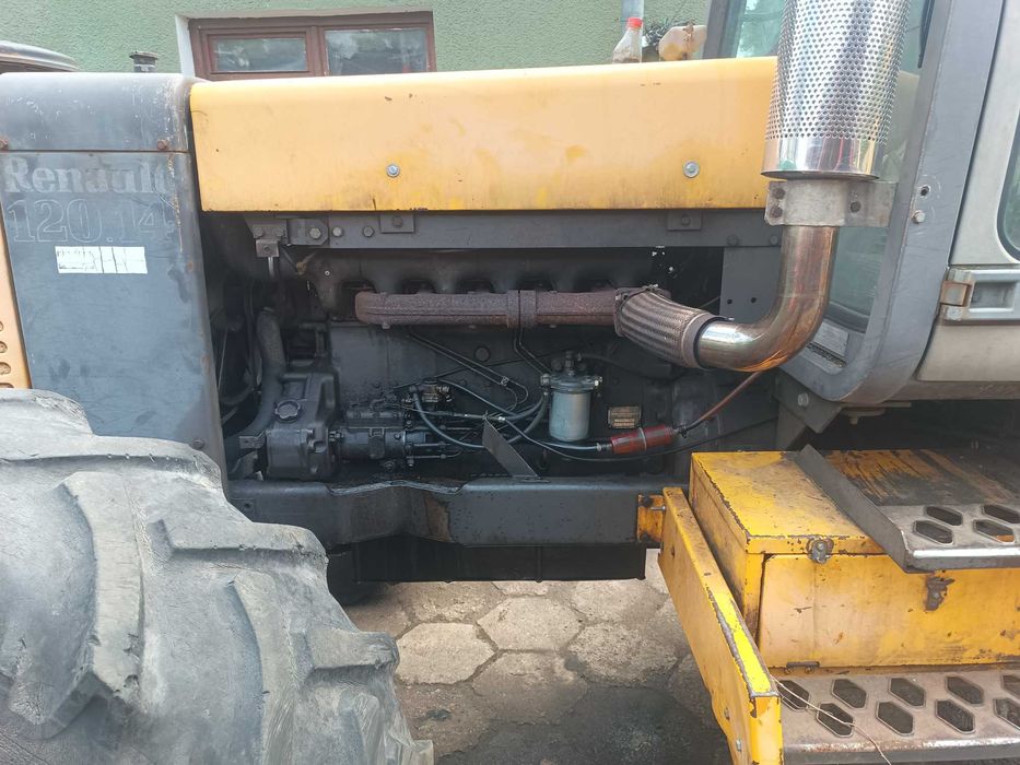 Ciągnik rolniczy Renault 120.14
