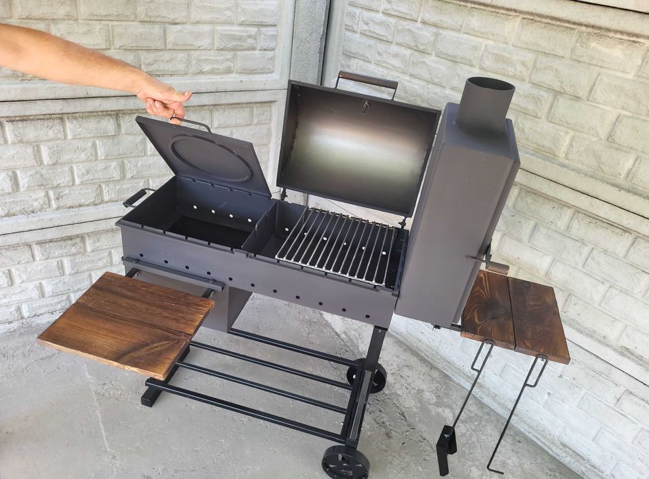 Багатофункціональний Мангал Барбекю з Коптильнею та Пічкою для Казана