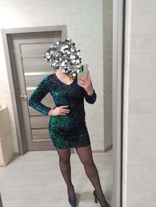Сукня з блискітками (розмір М)