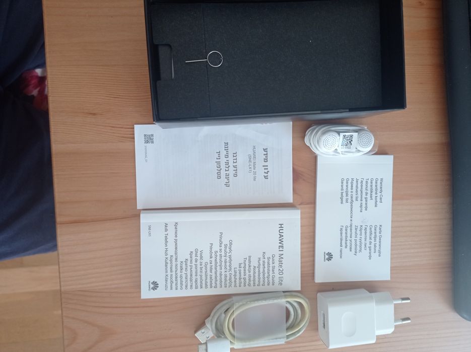 Smartfon Huawei Mate 20 lite Dual SIM