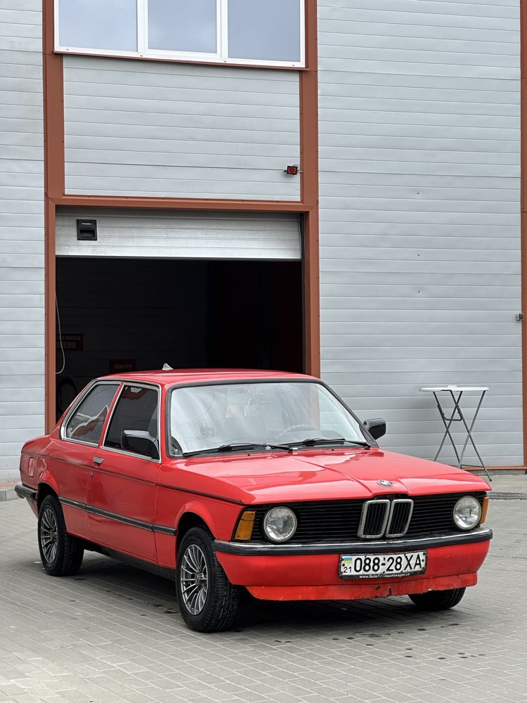 BMW 3 series e21