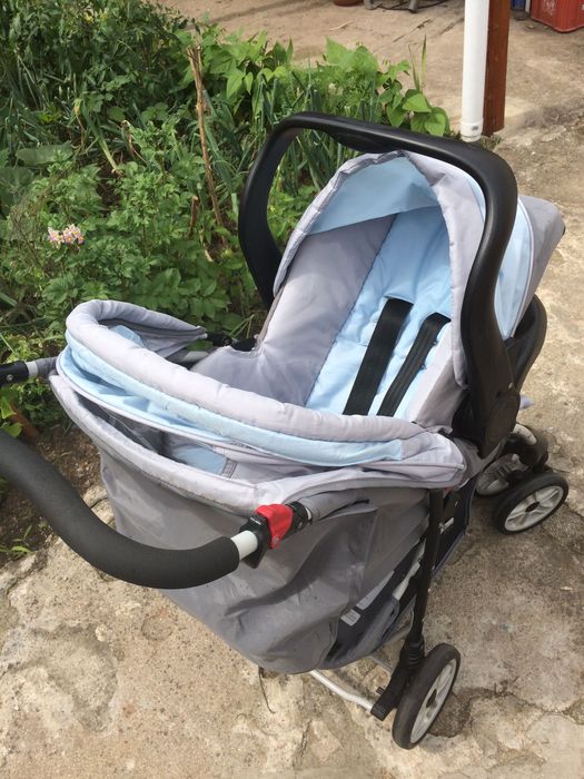 Carrinho de bebé com babycook