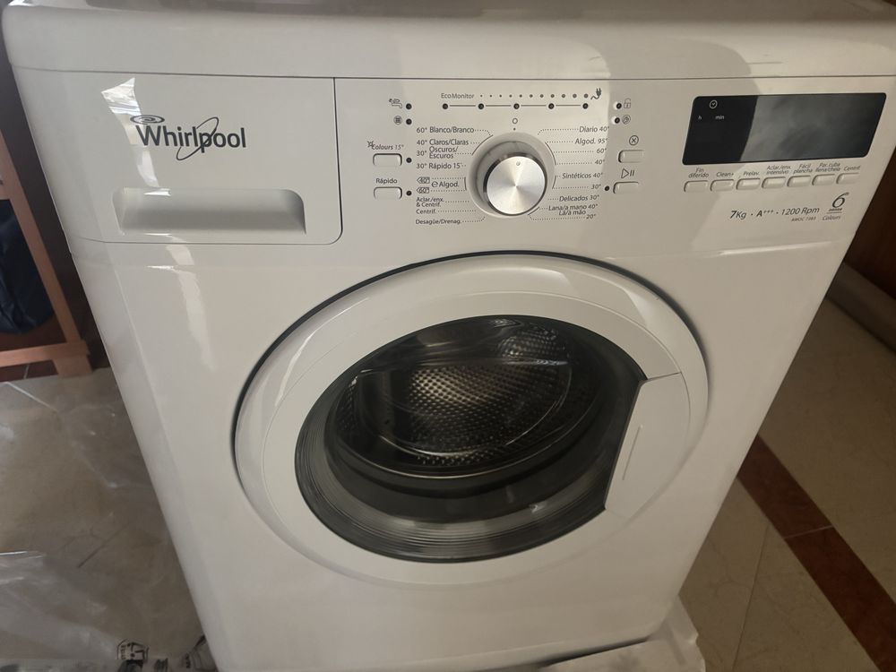 Maquina Lavar Roupa Wirlpool AWOC 7283 - 7kg
