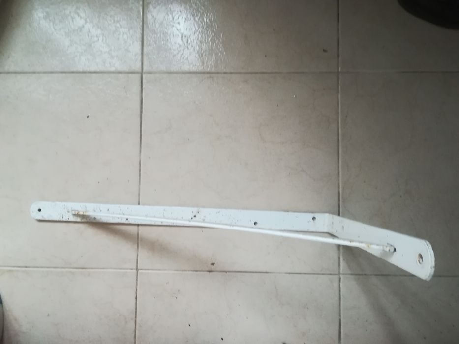 Poleia em quadro reforçado de ferro