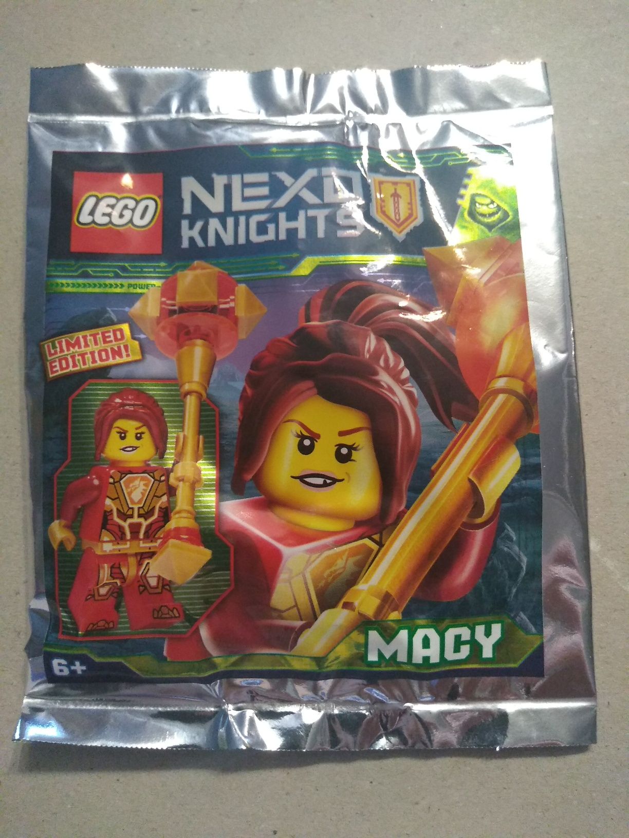 Figurka LEGO nexo knight Macy