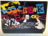 Box 3 cd Punks not Dead various