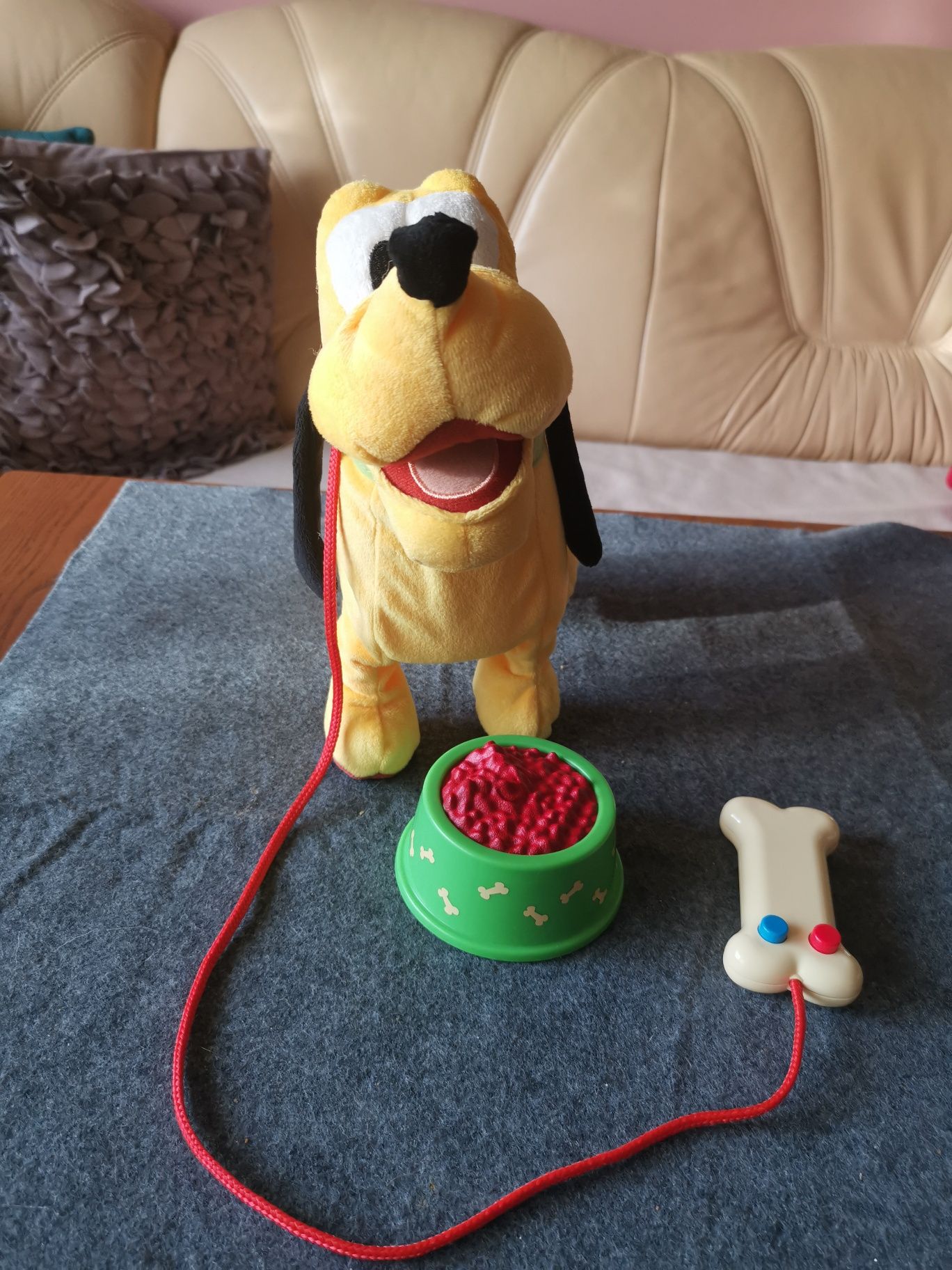 Zabawka na Mikołaja pies Pluto