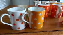 18 sztuk kubków porcelanowych kubki Veroni w kropki