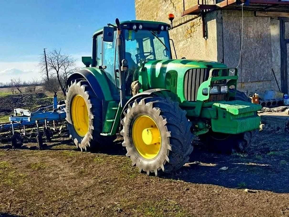 Трактор John Deere 6920S 2006  коней 160 з кошом навантажником