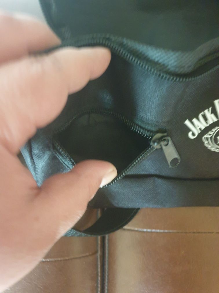 Torba Jack Daniels i zegarek coca coli