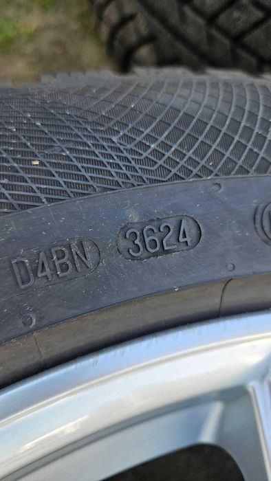 audi q8 q7 felgi 20 cali 265/50/20 zimowe continental xl