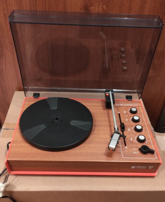 Gramofon WG-417 Lux do konserwacji