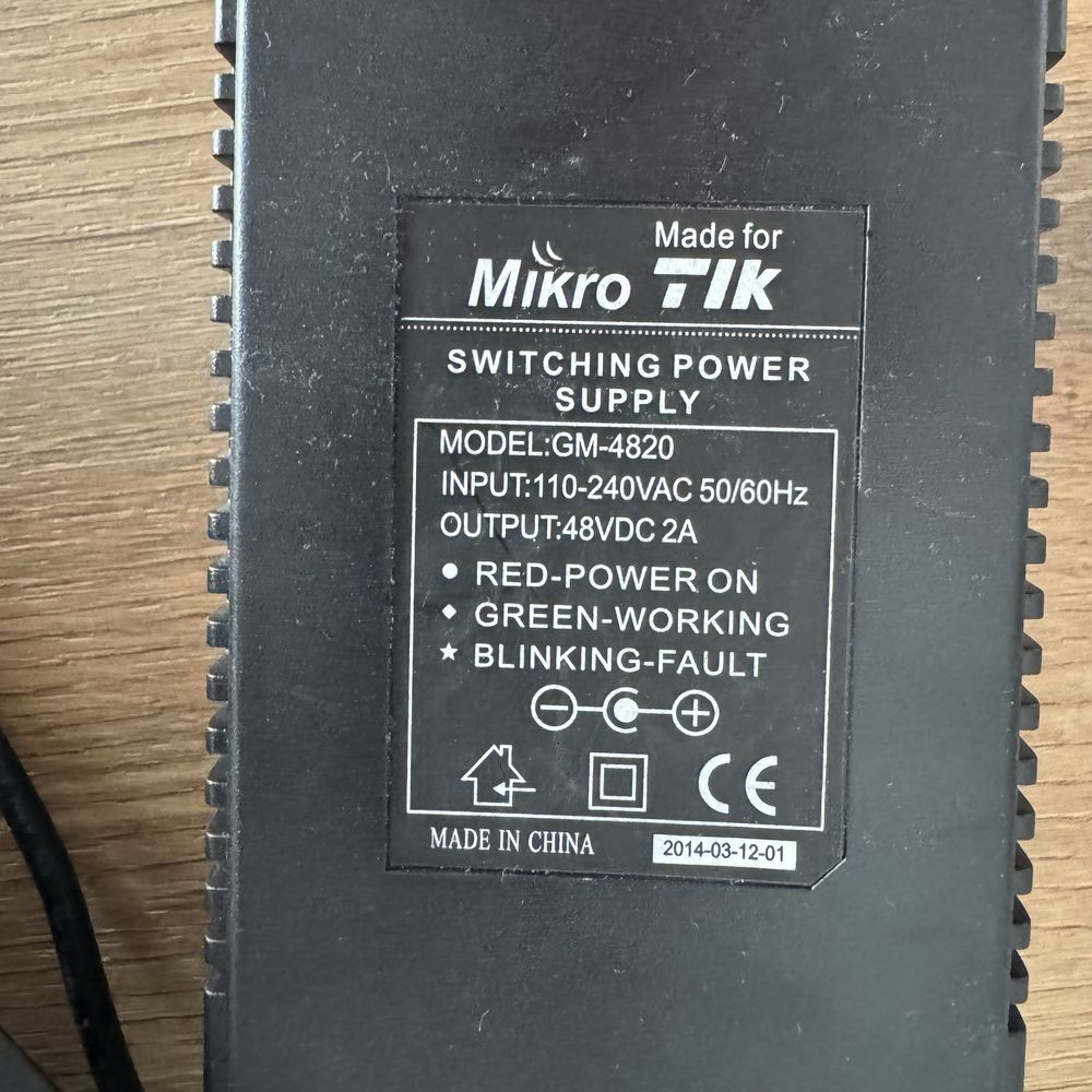 Switch PoE 8 portów 2 tryby pracy, 24V/48V jak nowy