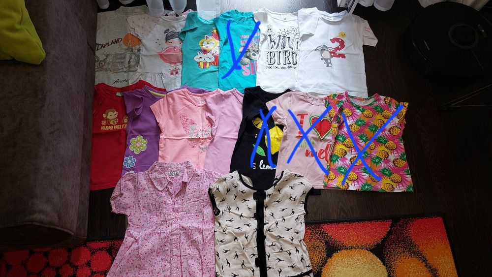 Футболки и майки разные много