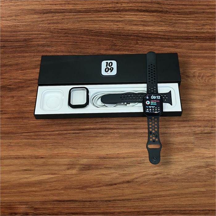 Apple Watch 7 Nike GPS 45mm