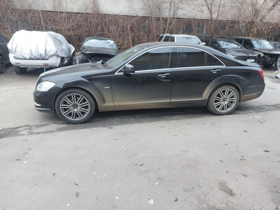 Мерседес W221 S клас розборка, запчастини, шрот, послуги СТО.