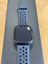 Apple Watch 7 45 MM GPS Nike • Bateria 90%