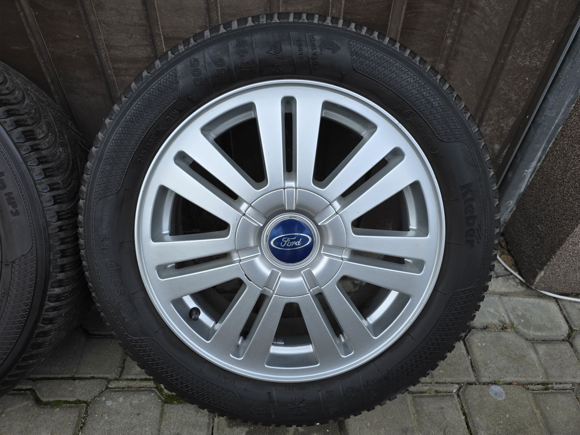 Felgi z oponami 205/55R16 Ford Focus 5x108 Mondeo C-Max S-max 16"