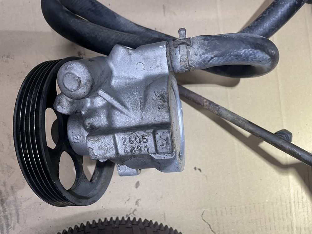 Rozrusznik Alternator Trafic 1.9dci Rura dolot wąż intercoolera