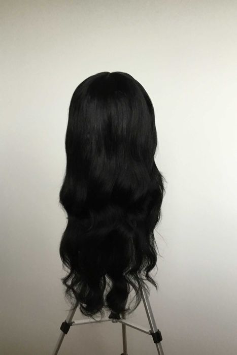 peruka syntetyczna fale 66 cm czarna