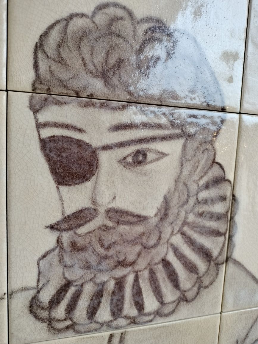 Quadro vintage em azulejo ( Luís de Camões )