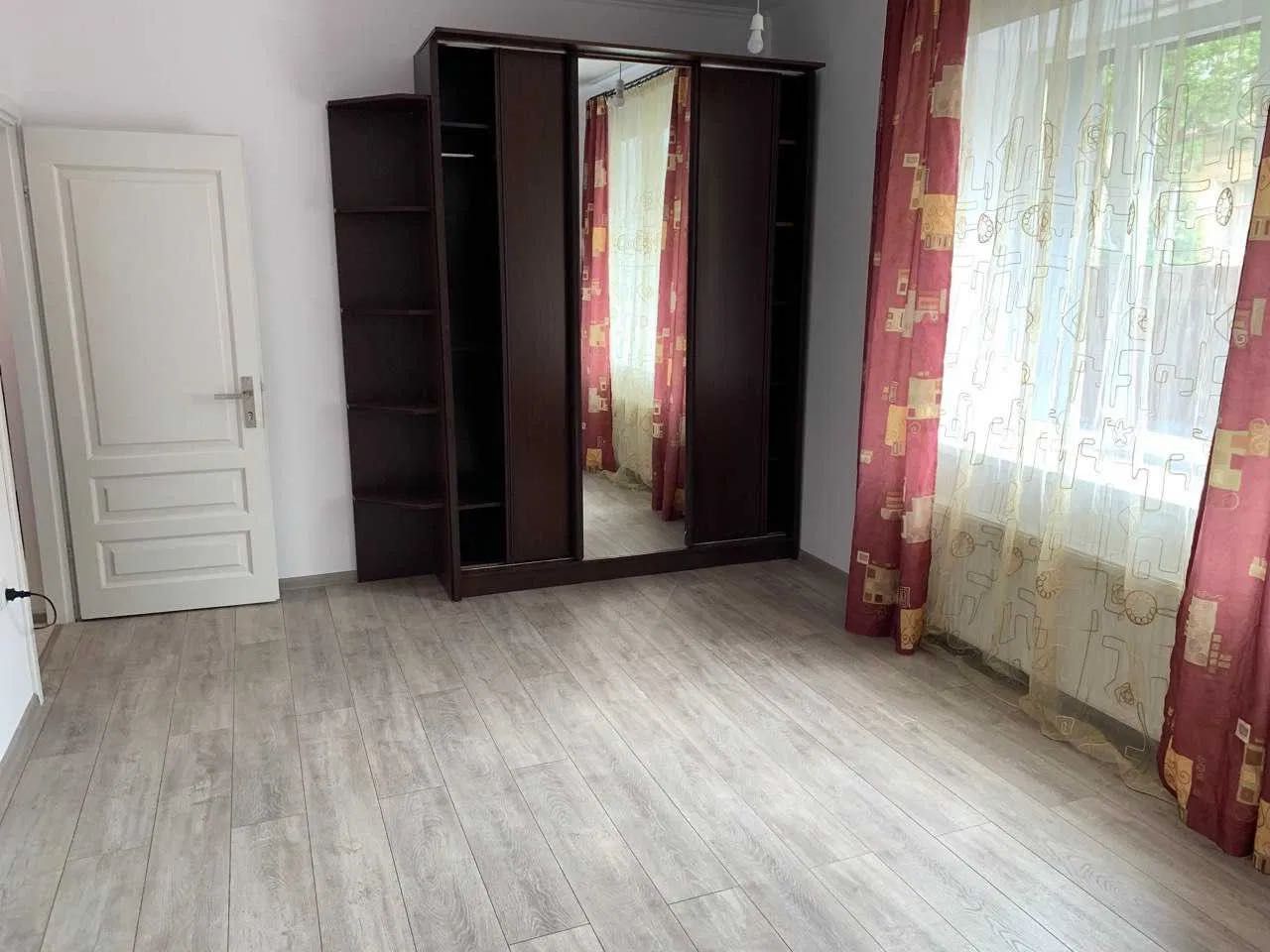 Оренда 1-кімнатної квартири по вул. Бортнянського (бічна вул.Шевченко)