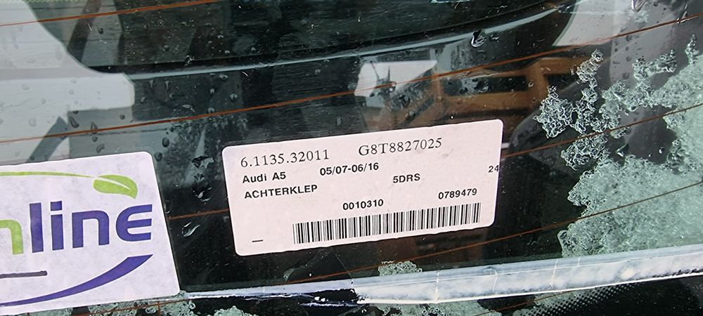 Klapa bagażnika tył tylna audi a5 bdb stan 8T8