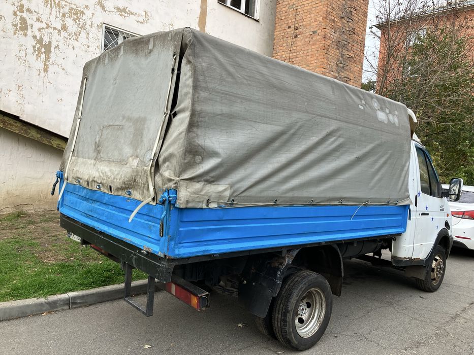 Газель на ходу , с документами порядок