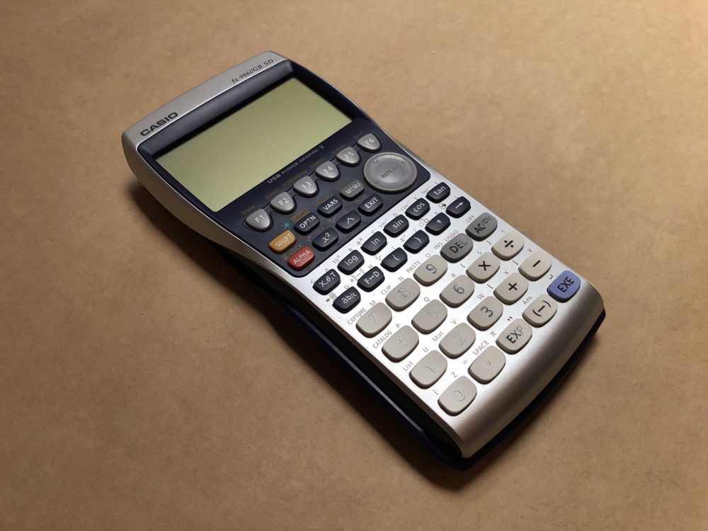 Calculadora Gráfica - Casio fx-9860GII SD