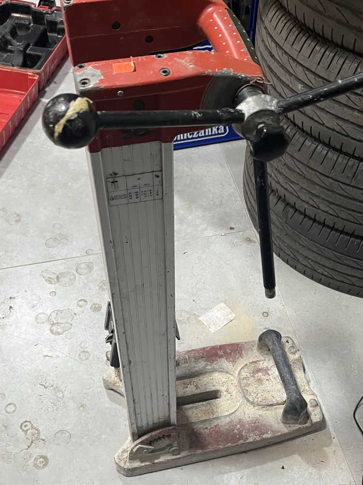 Wiertnica HILTI DD130 + WALIZKA z instrukcją + otwornice + STATYW !!