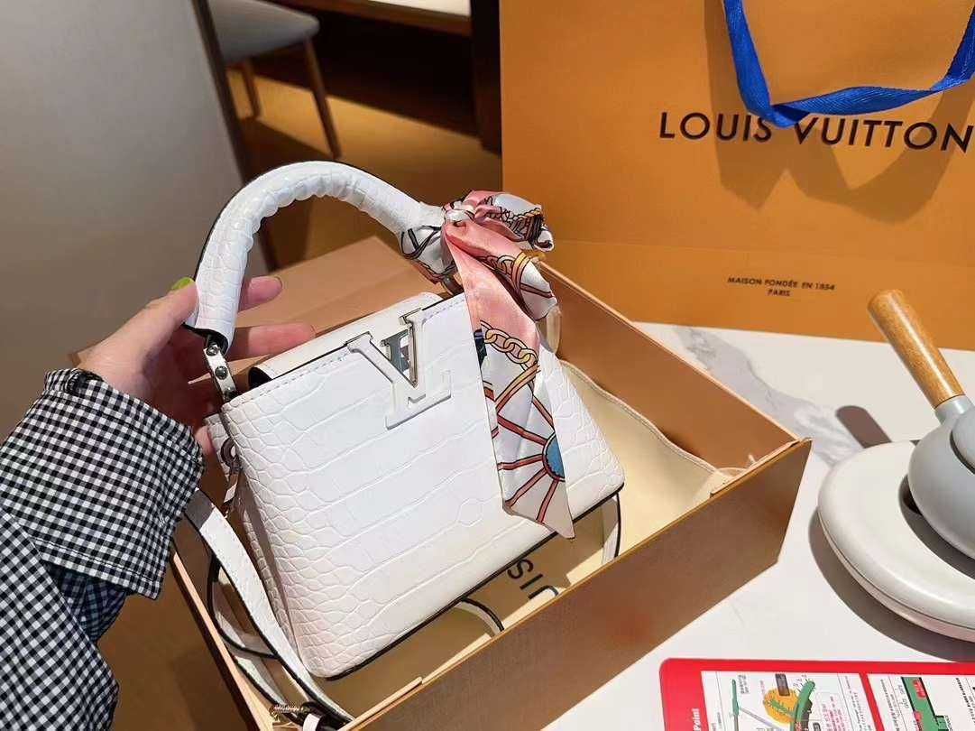 Torebka damska elegancka Louis Vuitton 523-01