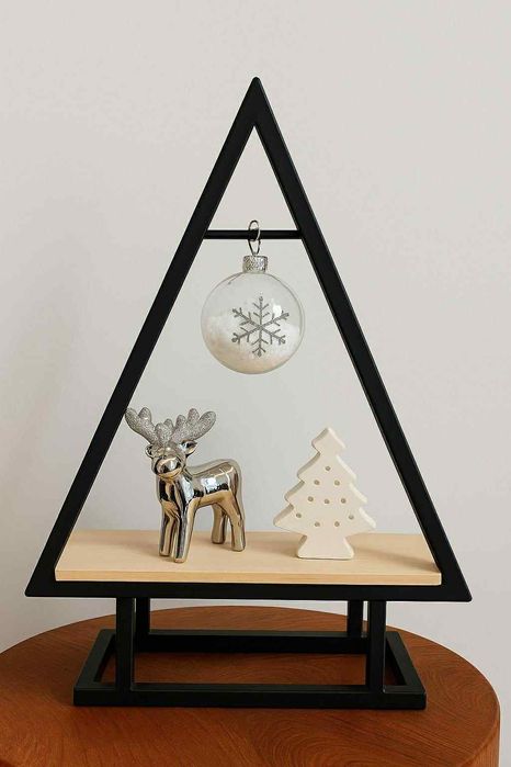 Nowoczesne dekoracyjne choinki świąteczne