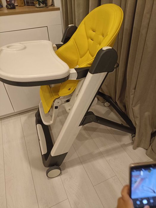 Дитячий стільчик Peg Perego