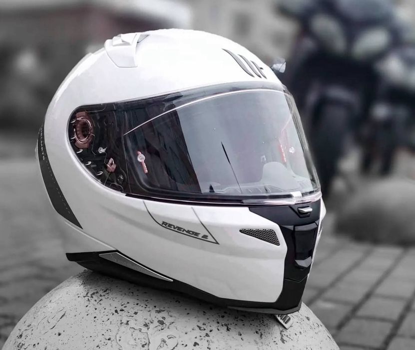 Мотошолом MT Helmets