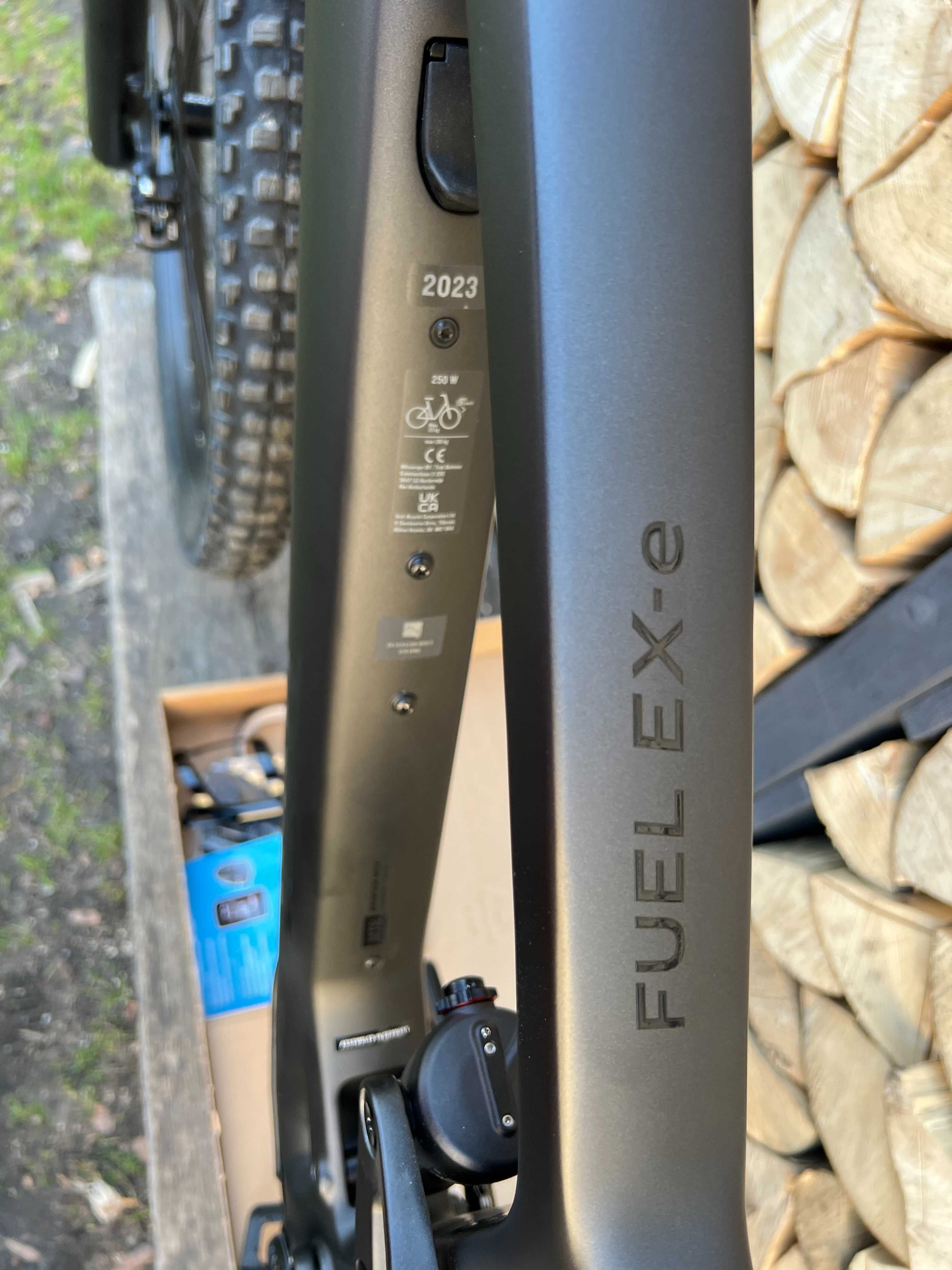 NOWY TREK Fuel EXe  EX-e 9.5 XL karbon rower elektryczny TQ Ebike 20kg