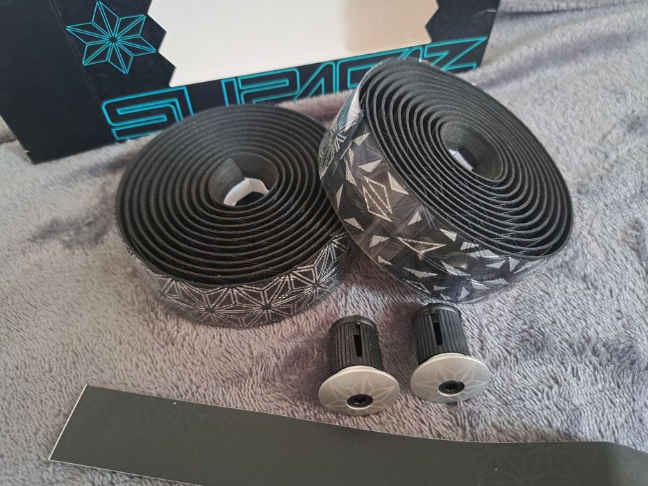 Owijka kierownicy Supacaz Super Sticky Kush Star Fade Silver srebrna