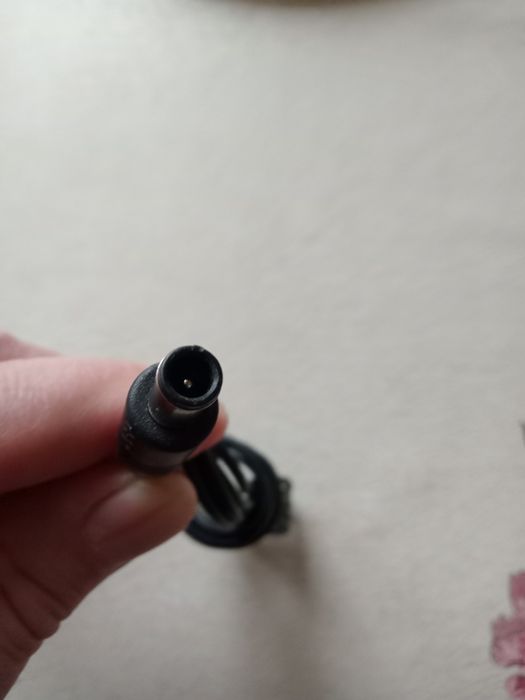 Блок живлення до монітора LG 19V1,3A