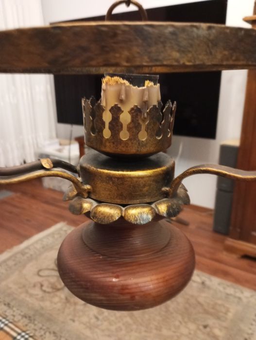 Żyrandol   Lampa  kuta  z kloszem