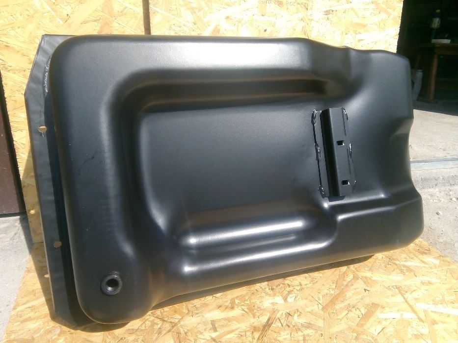 Zbiornik paliwa bak MF 255 Ursus 3512 , 2812 ,235 ,3514 3