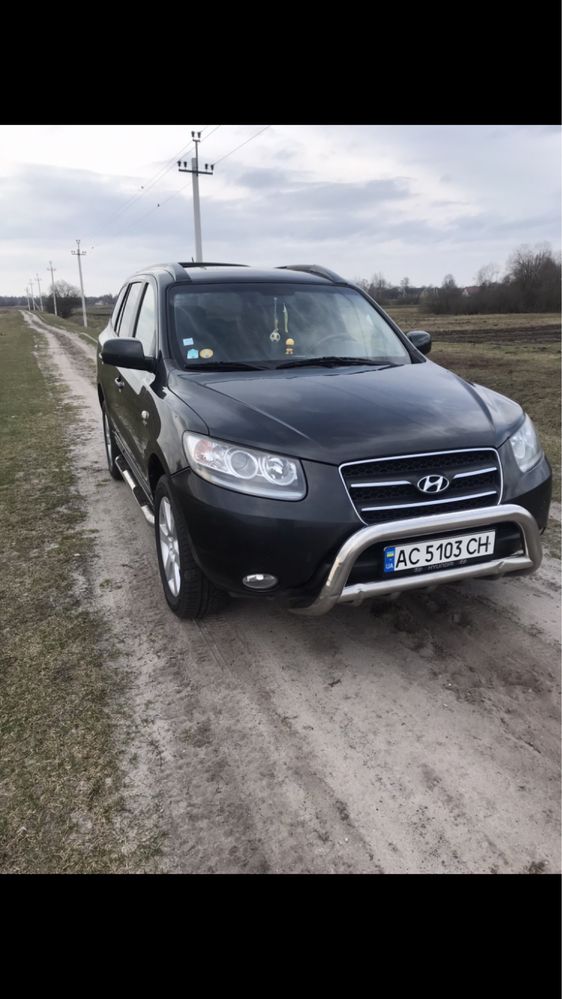 Hyundai Santa Fe ||. 2,2 турбо дизель, 2008, 7 місць.