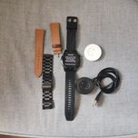 Huawei Watch GT2  para peças com 2 bases de carga e 3 braceletes