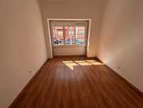 Olival Basto - T2 - 68 m²﻿﻿ - com Pátio Exterior - 60 m²