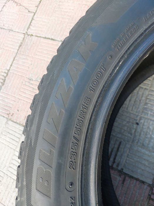 Продам комплект зима 235/55/R18 BRIDGESTONE Японія.